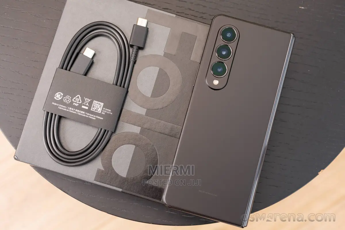 New Samsung Galaxy Z Fold4 512 GB Black