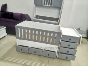 የሚያምሩ የልጃች አልጋ