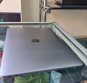 New Laptop Apple MacBook Air 2020 8GB SSD 256GB