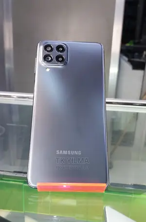 Photo - New Samsung Galaxy M53 128 GB Black