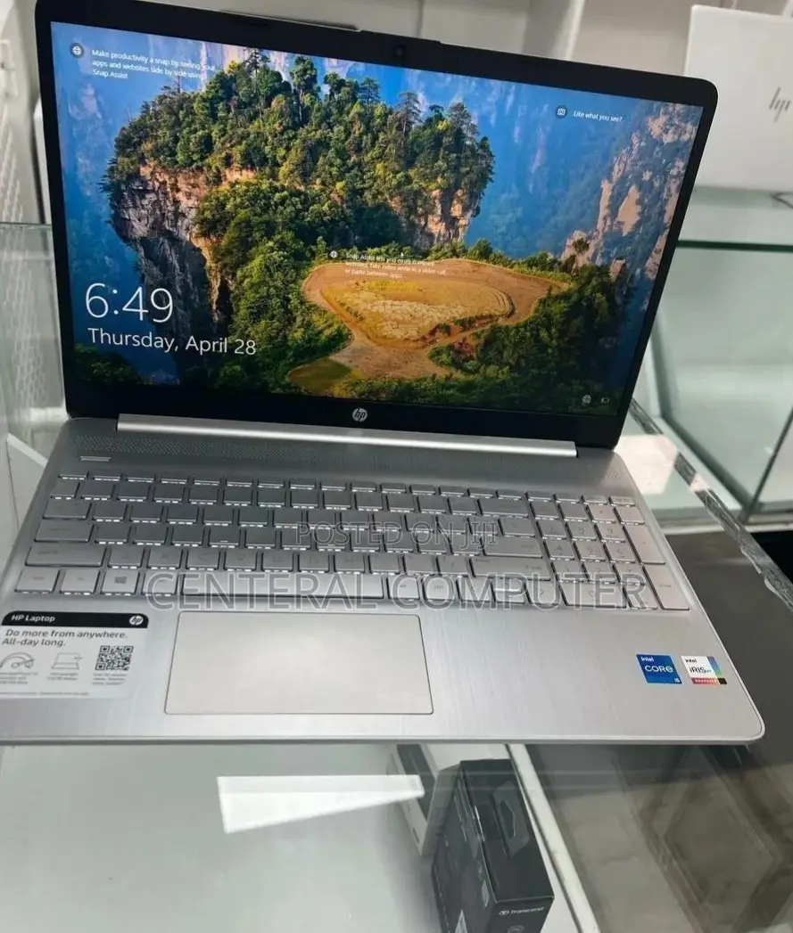 New Laptop HP 8GB Intel Core I5 SSD 512GB