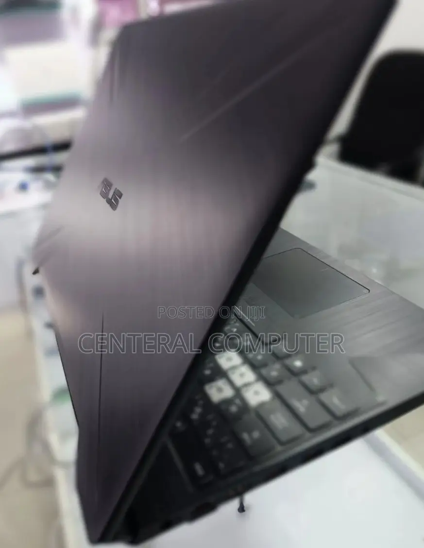 New Laptop Asus TUF Gaming FX504 16GB AMD Ryzen 7 SSD 1T