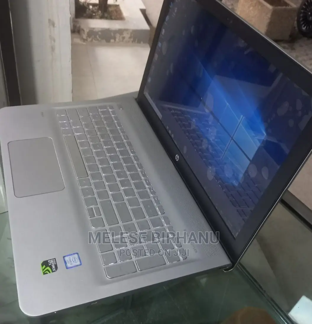 New Laptop HP Envy 15 8GB Intel Core i5 SSHD+SSD 1T