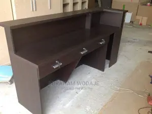 Smart Recaption Desk