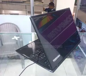 Laptop Toshiba Satellite C55 4GB Intel Core I3 HDD 500GB