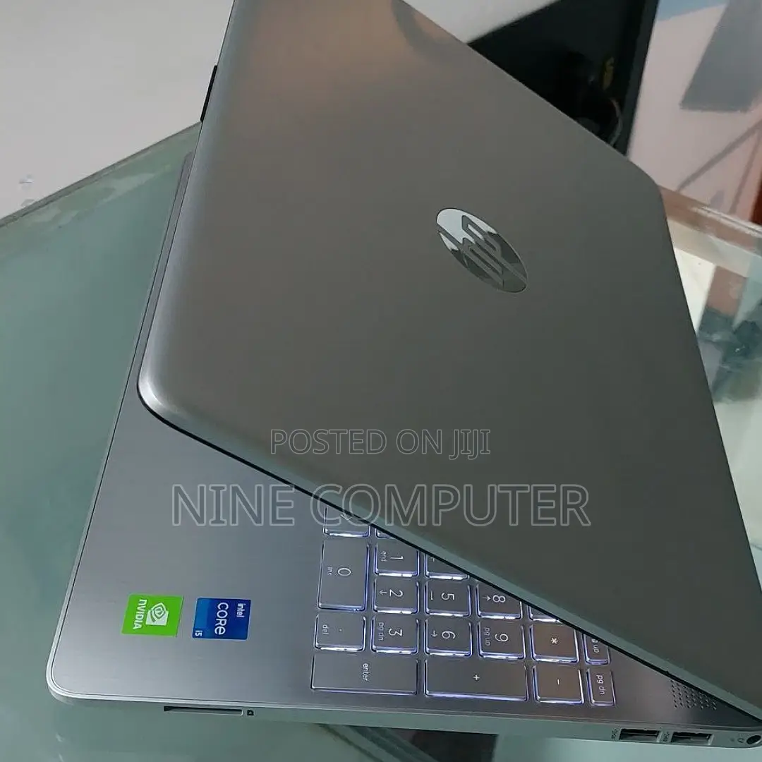 New Laptop HP 8GB Intel Core I5 SSD 512GB