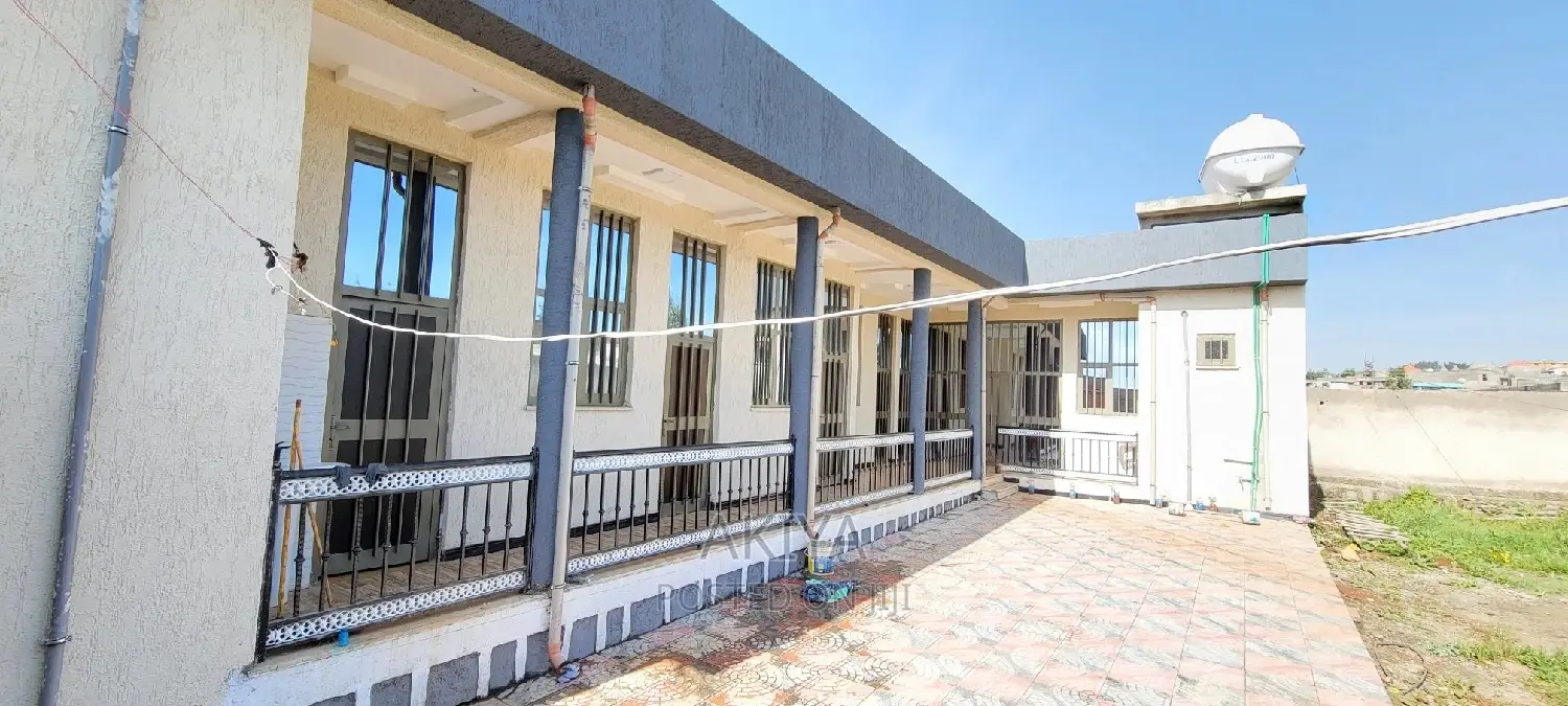 4bdrm House in House, Oromia-Finfinne for sale