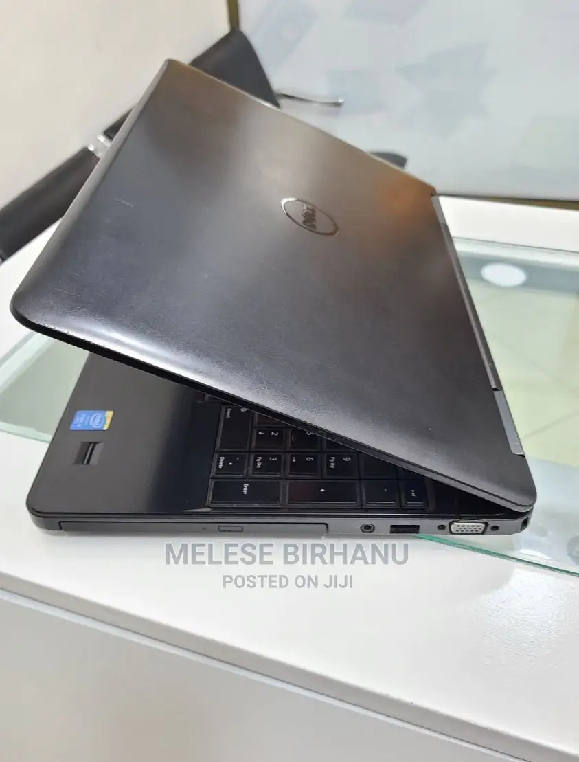 New Laptop Dell Latitude 15 E5540 4GB Intel Core I5 HDD 500GB