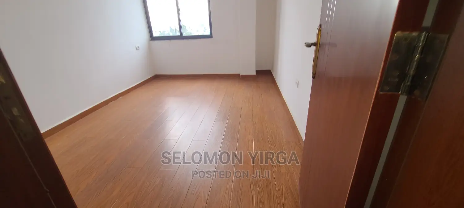 2bdrm Apartment in አድስ አበባ, Bole for rent