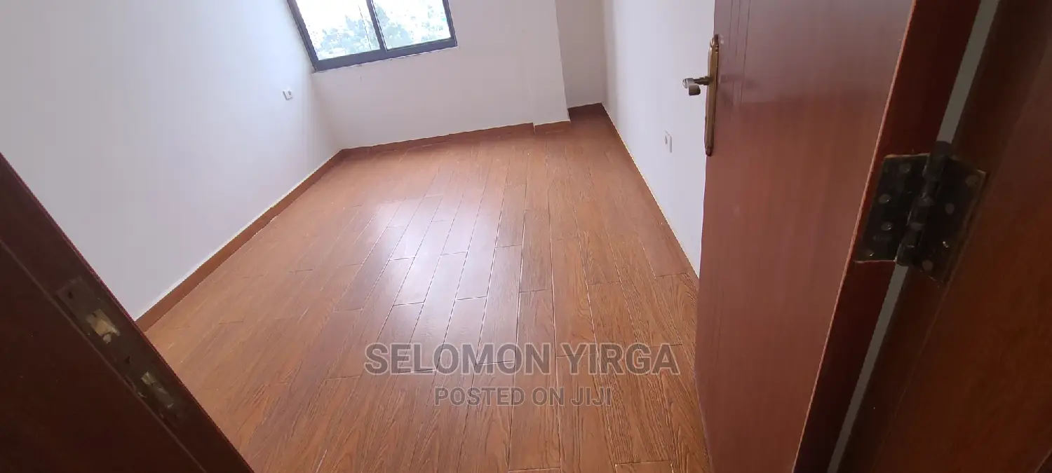 2bdrm Apartment in አድስ አበባ, Bole for rent