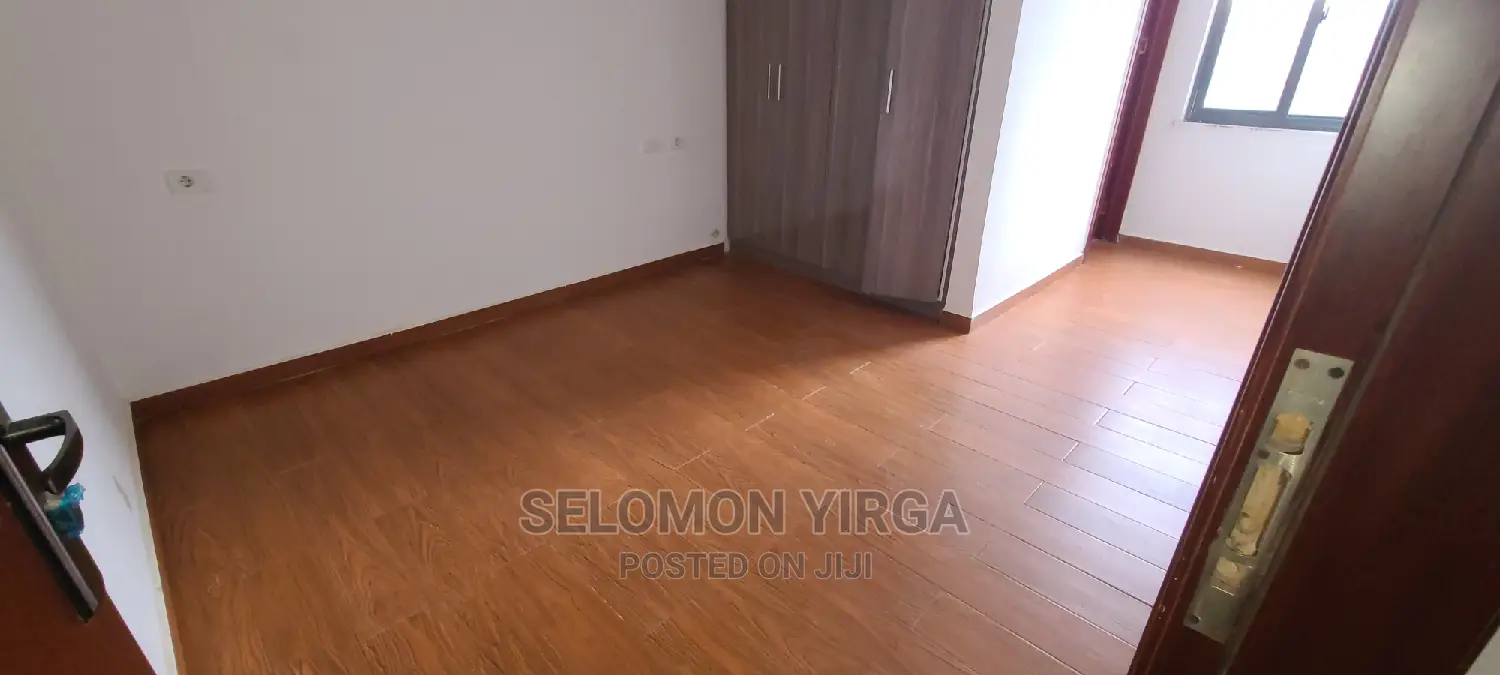 2bdrm Apartment in አድስ አበባ, Bole for rent