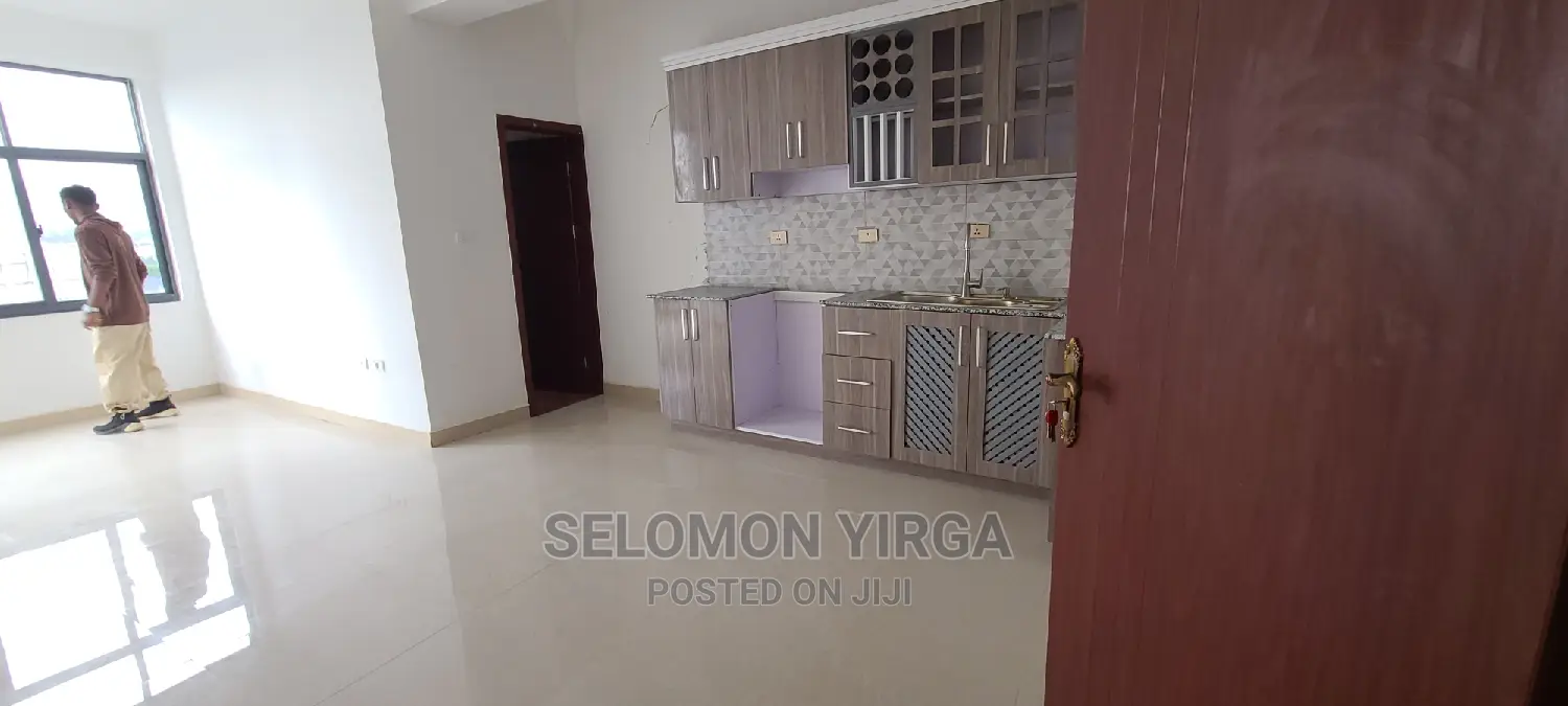 2bdrm Apartment in አድስ አበባ, Bole for rent