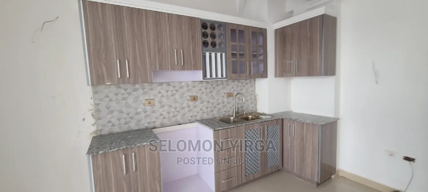 2bdrm Apartment in አድስ አበባ, Bole for rent