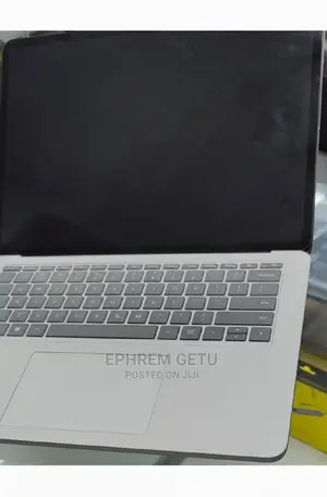 Photo - New Laptop Microsoft Surface Pro 9 16GB Intel Core I7 SSD 1T