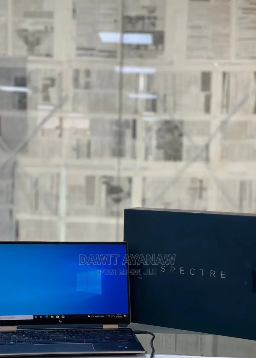 New Laptop HP Spectre 13t 16GB Intel Core I7 SSD 1T