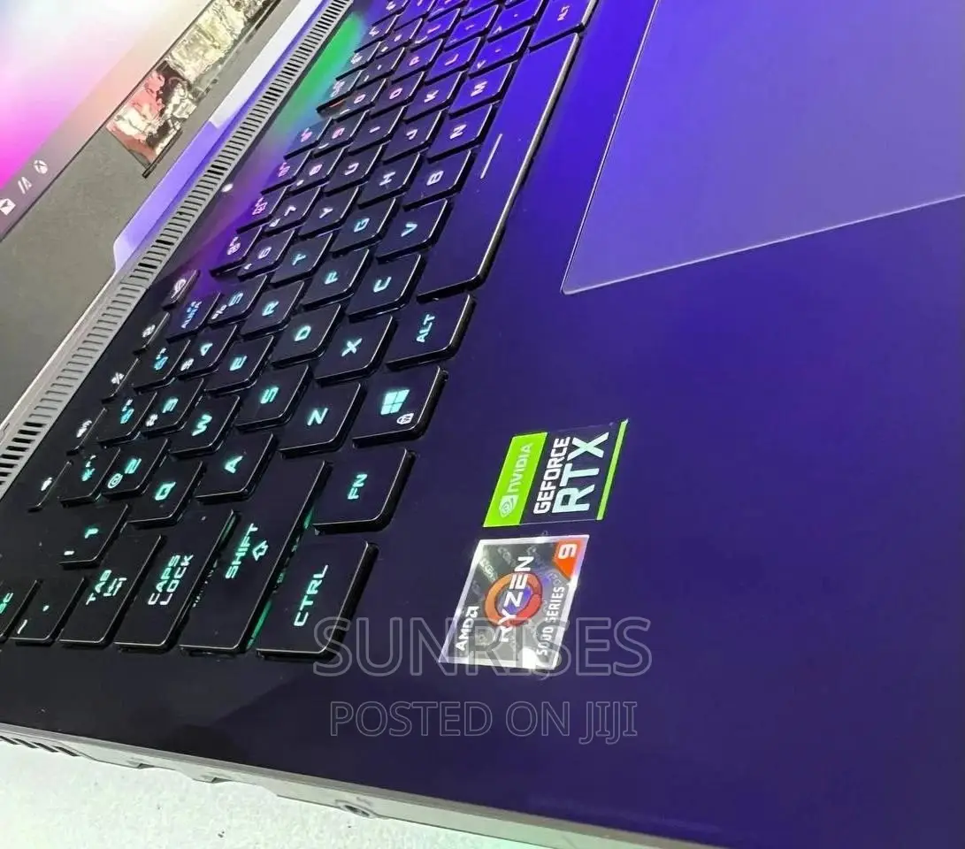 New Laptop Asus ROG Strix SCAR Edition 32GB AMD Ryzen 9 SSD 2T