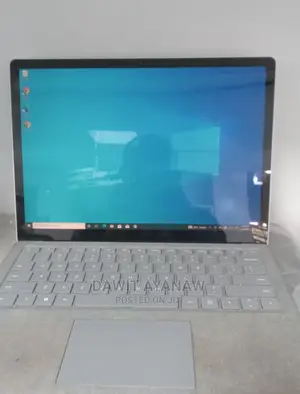 Photo - New Laptop Microsoft Surface 8GB Intel Core I5 SSD 128GB