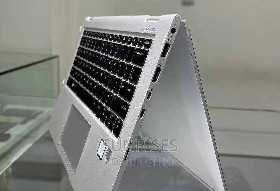 New Laptop HP X360 310 G2 16GB Intel Core I5 SSD 512GB