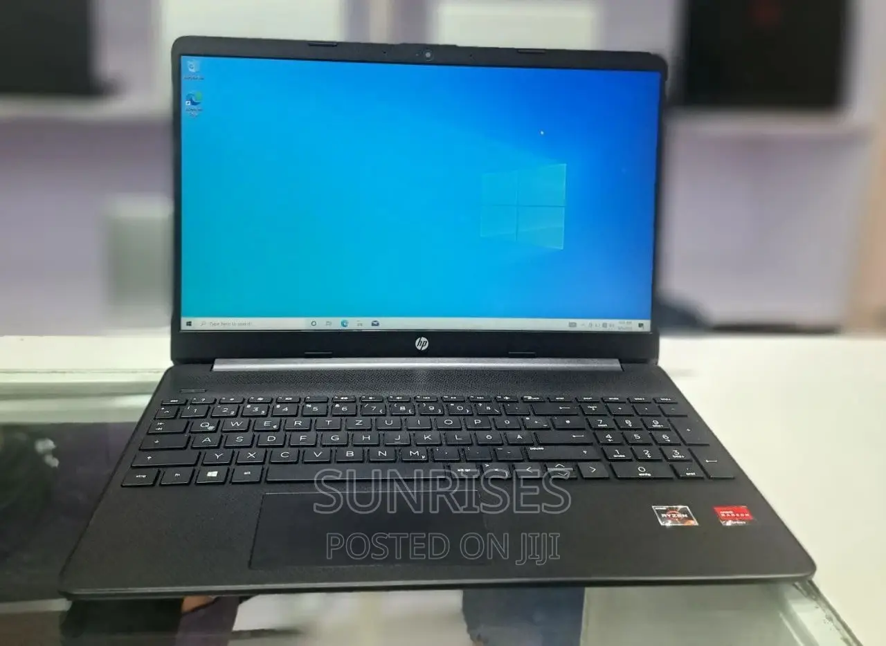 New Laptop HP Stream Notebook 8GB AMD Ryzen 3 SSD 256GB