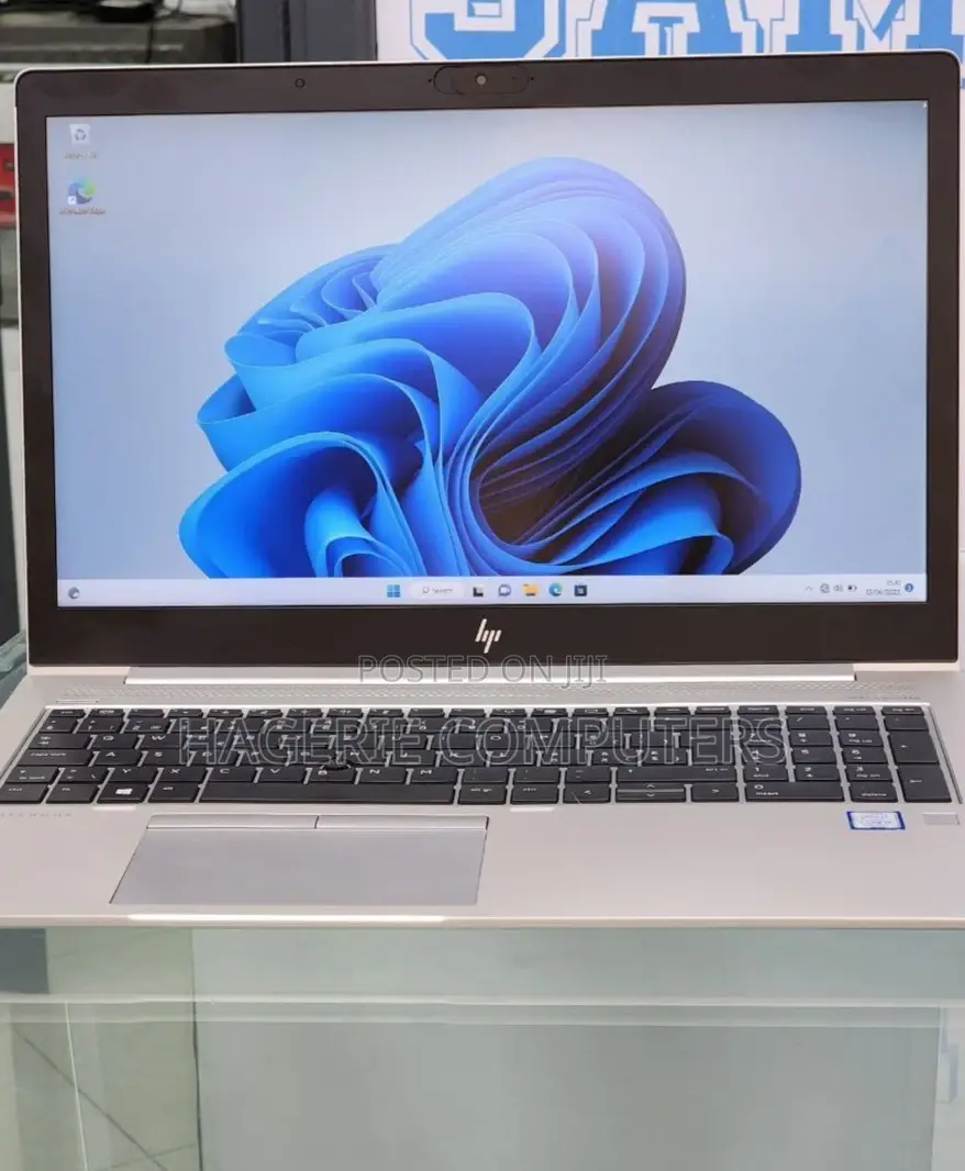 New Laptop HP EliteBook 850 16GB Intel Core I5 SSD 256GB