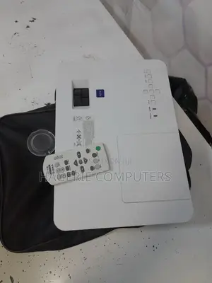 Photo - VPL-Dx221 SONY Projector