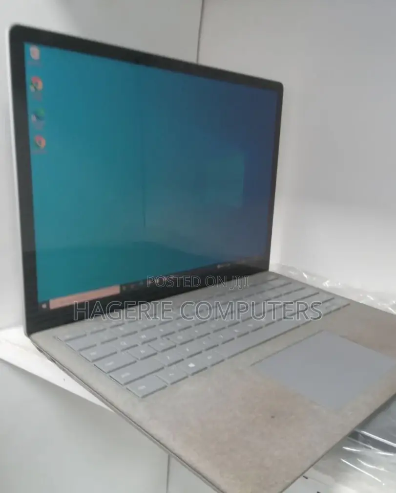 New Laptop Microsoft Surface Laptop SE 8GB Intel Core I5 SSD 128GB