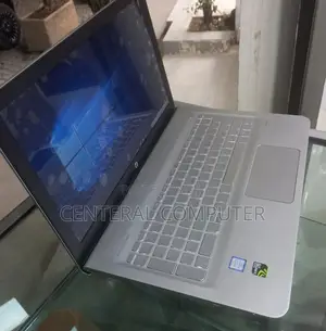 New Laptop HP 8GB Intel Core I5 SSD 1T