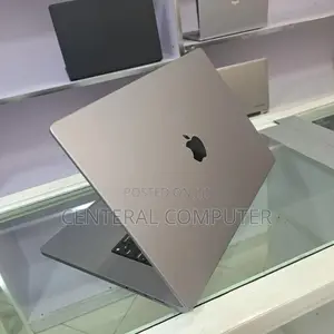 New Laptop Apple MacBook 16GB Apple M1 SSD 1T