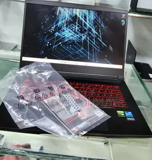 Photo - New Laptop MSI 8GB Intel Core I5 SSD 256GB