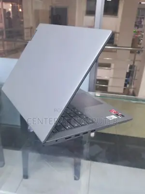 Photo - New Laptop Lenovo IdeaPad S145 12GB Intel Core I5 SSD 256GB