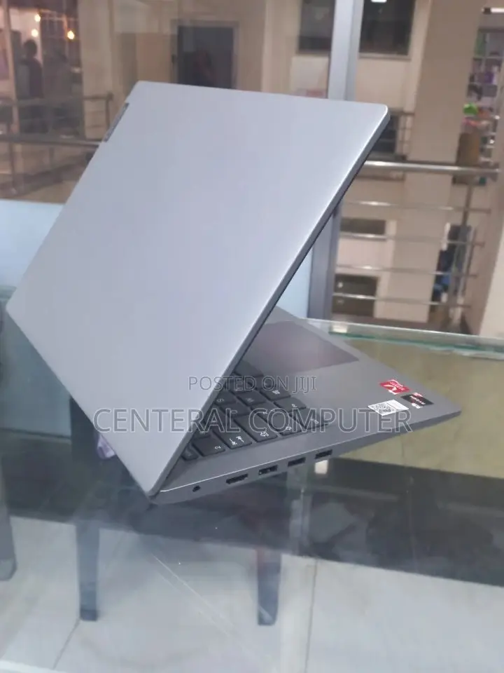 New Laptop Lenovo IdeaPad S145 12GB Intel Core I5 SSD 256GB
