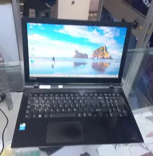 Photo - New Laptop Toshiba Satellite C850 4GB Intel Core I5 HDD 500GB