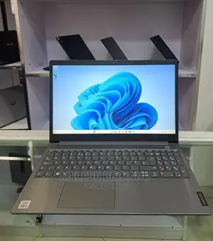 New Laptop Lenovo ThinkBook 15 8GB Intel Core i5 SSD 512GB