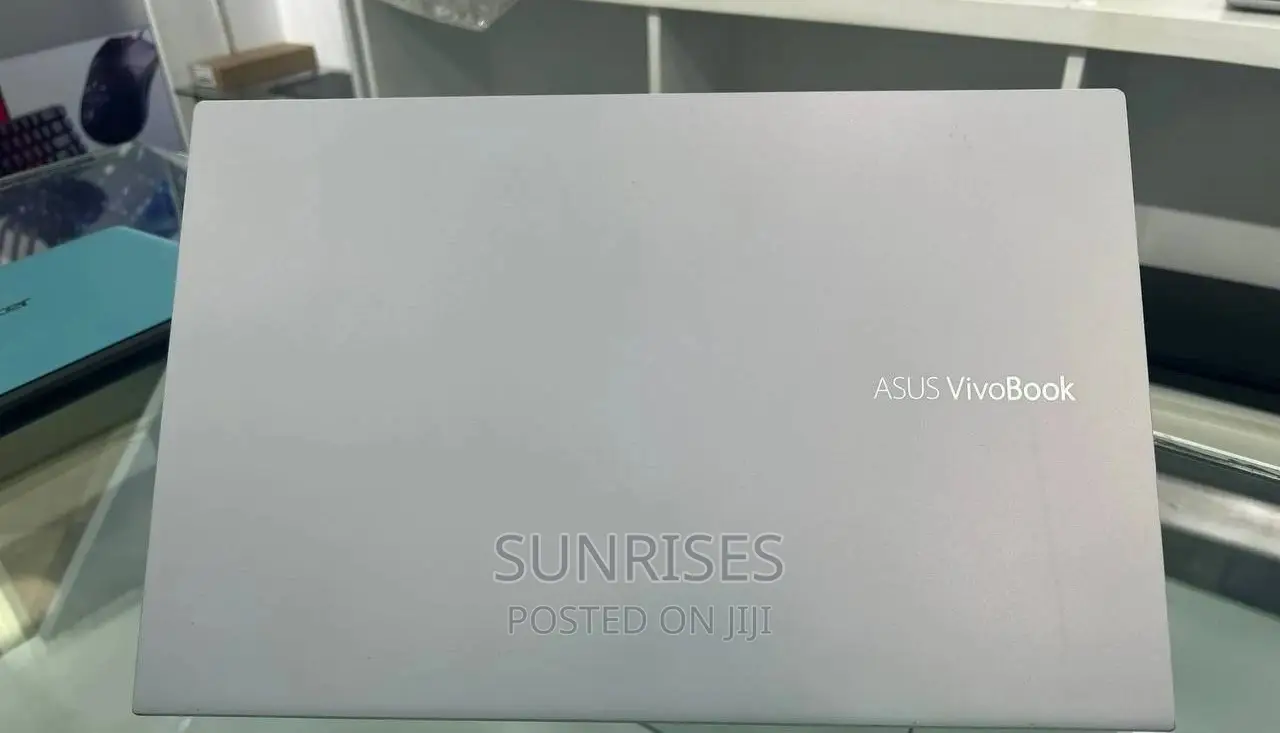 New Laptop Asus VivoBook 15 X540NA 16GB Intel Core I5 SSD 512GB