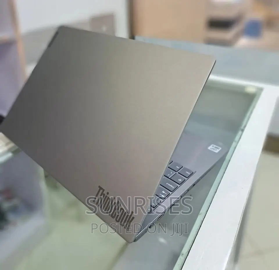 New Laptop Lenovo Thinkbook 14 8GB Intel Core I5 SSD 512GB
