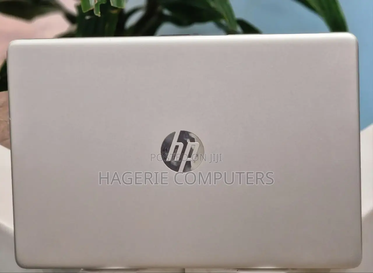 New Laptop HP 15 8GB AMD SSD 256GB