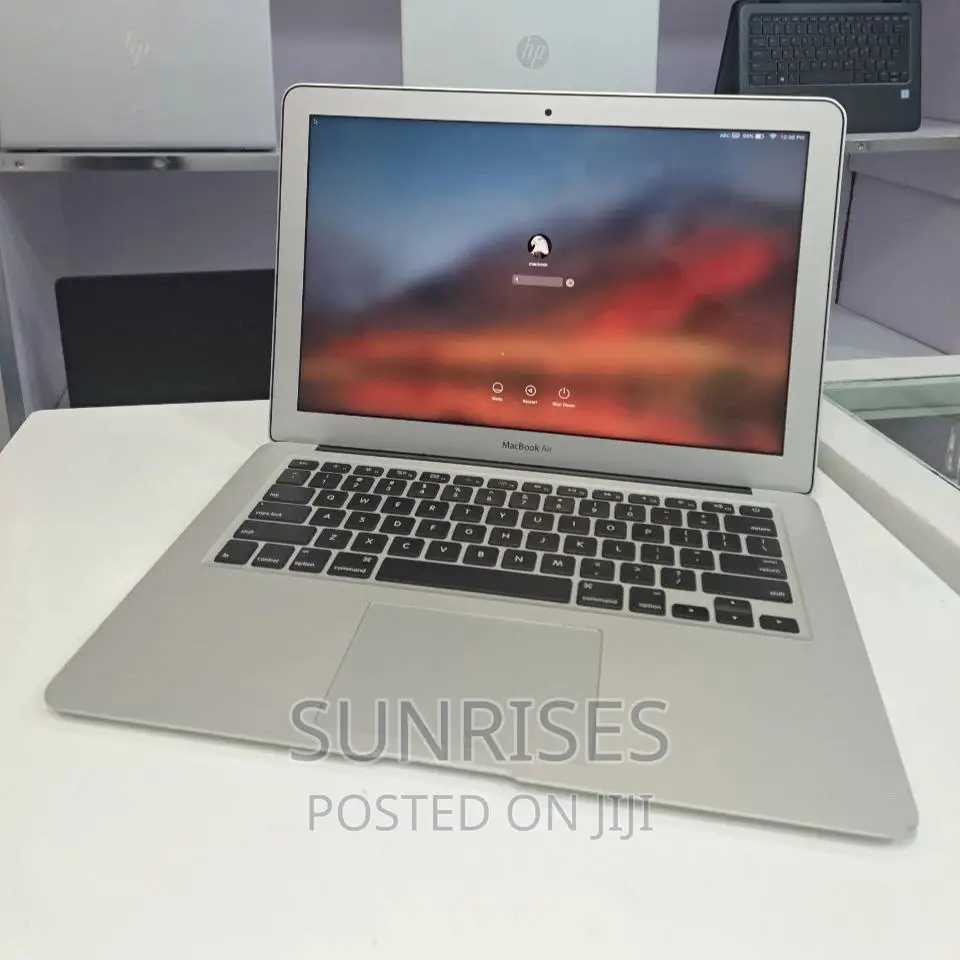 New Laptop Apple MacBook Air 2017 8GB Intel Core I5 SSD 256GB