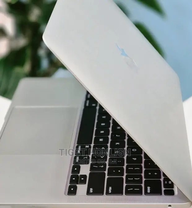 Macbook Air 2020 Silver 256gb Apple MacBook Air 13 A2337 Macbook Air 2020 Silver 256gb Apple MacBook Air 13 A2337