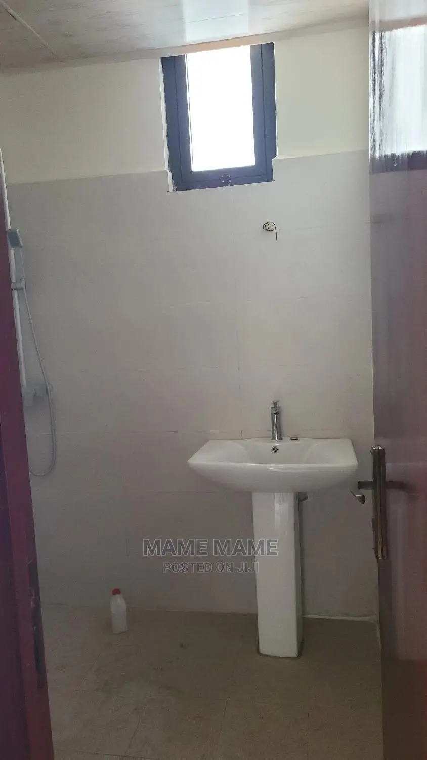 3bdrm Apartment in Addis Abeba, Bole for rent