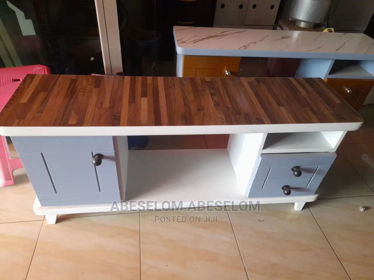 1,20c,Mቲቪ እስታንድ