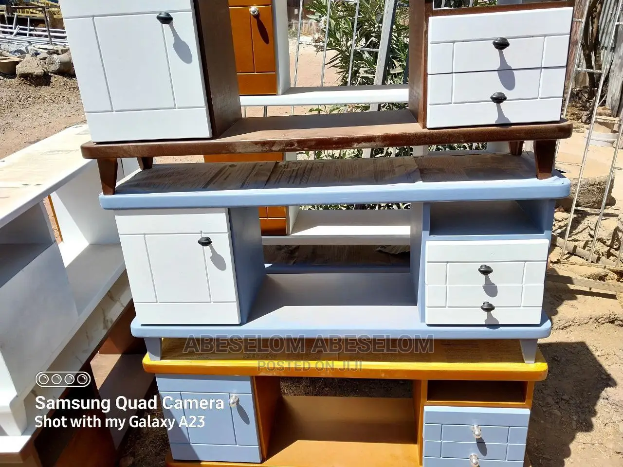 1,20c,Mቲቪ እስታንድ