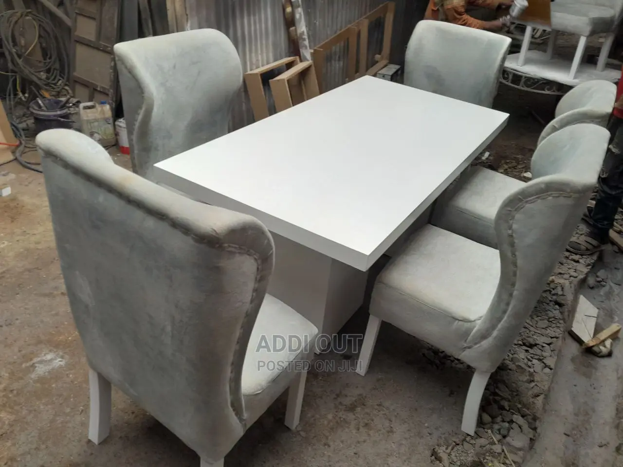 መመገቢያ ጠረጴዛ/Dining Table