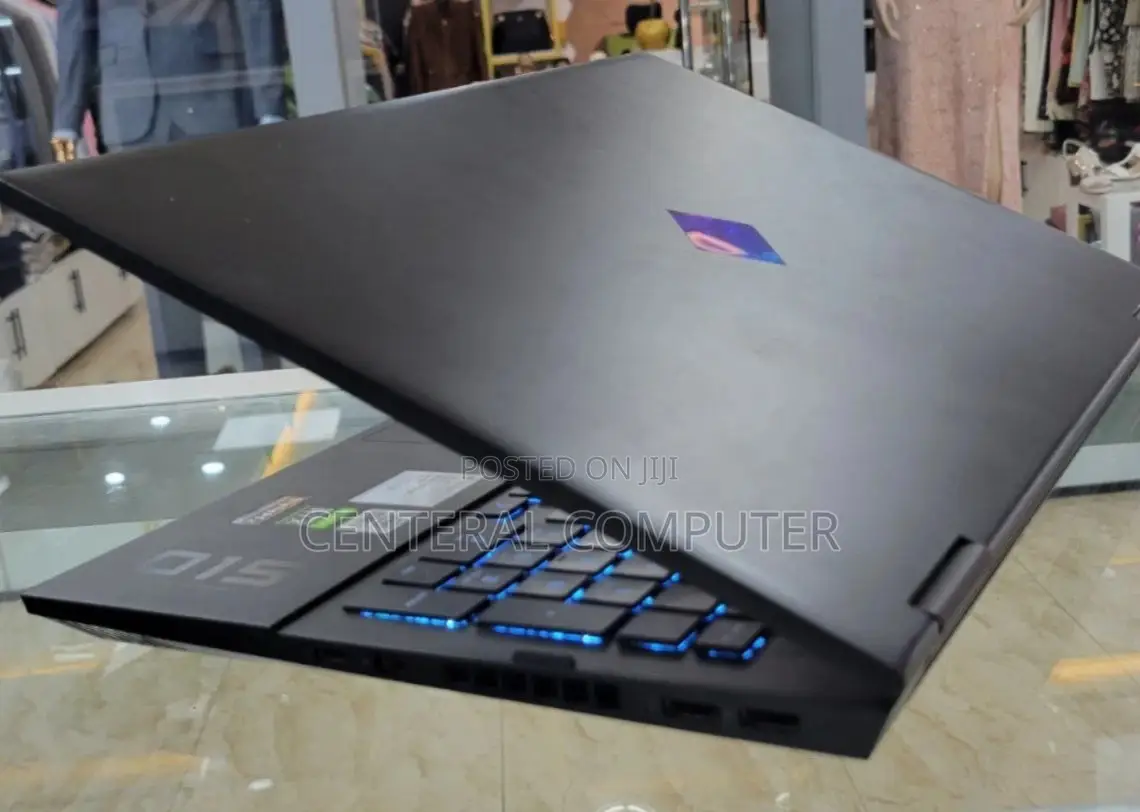 New Laptop HP 16GB Intel Core I7 SSD 1T