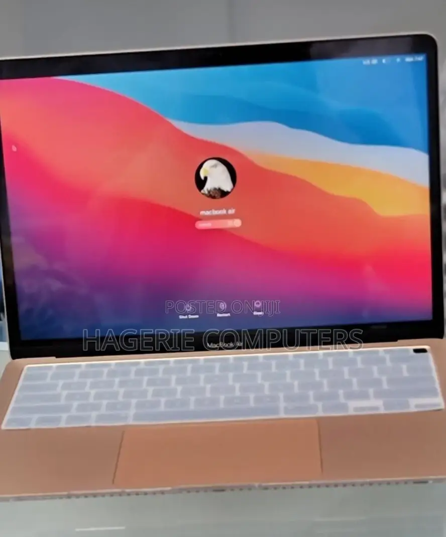 New Laptop Apple MacBook Air 2020 M1 8GB Apple M1 SSD 512GB