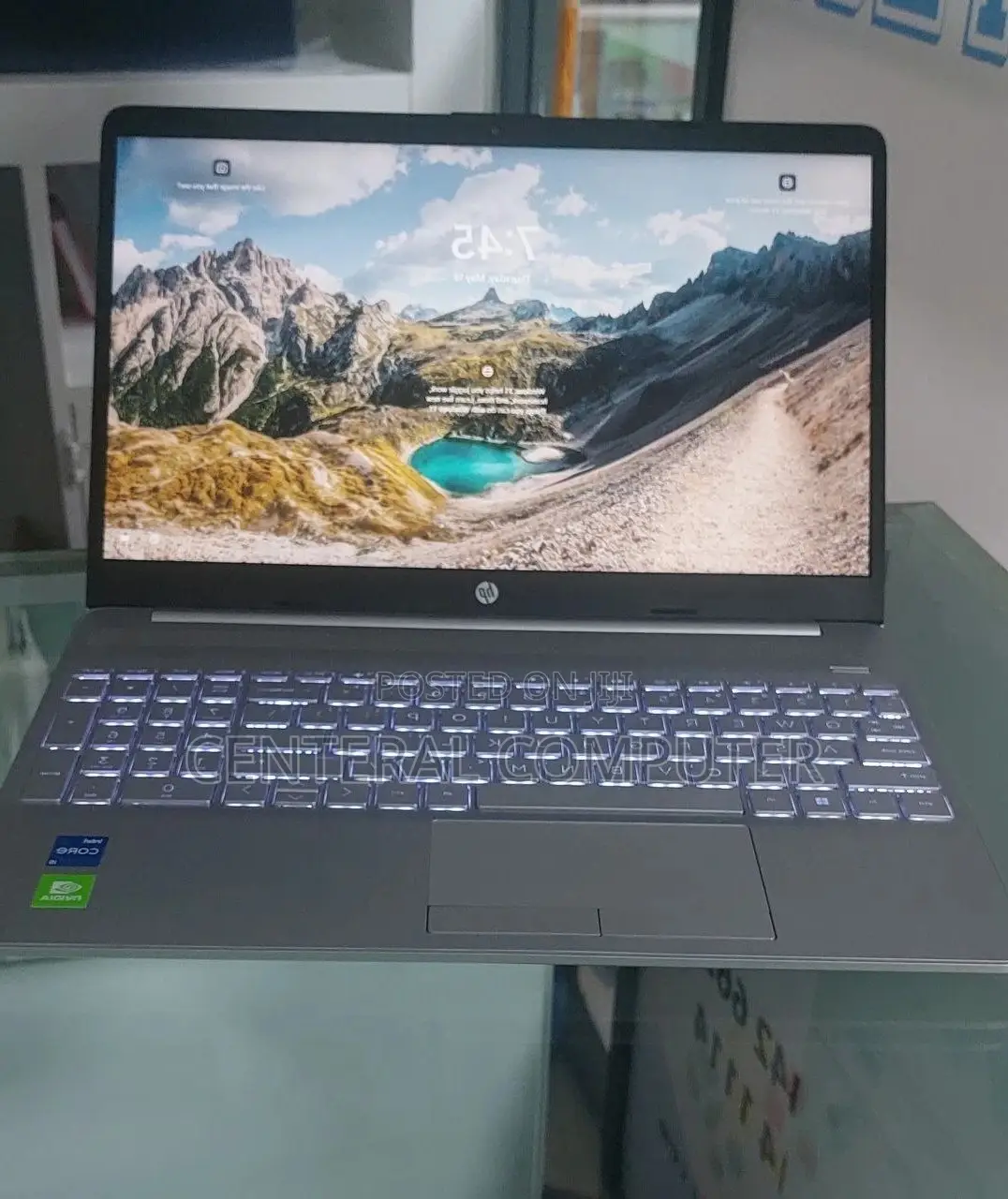 New Laptop HP Stream Notebook 8GB Intel Core I7 SSHD (Hybrid) 512GB