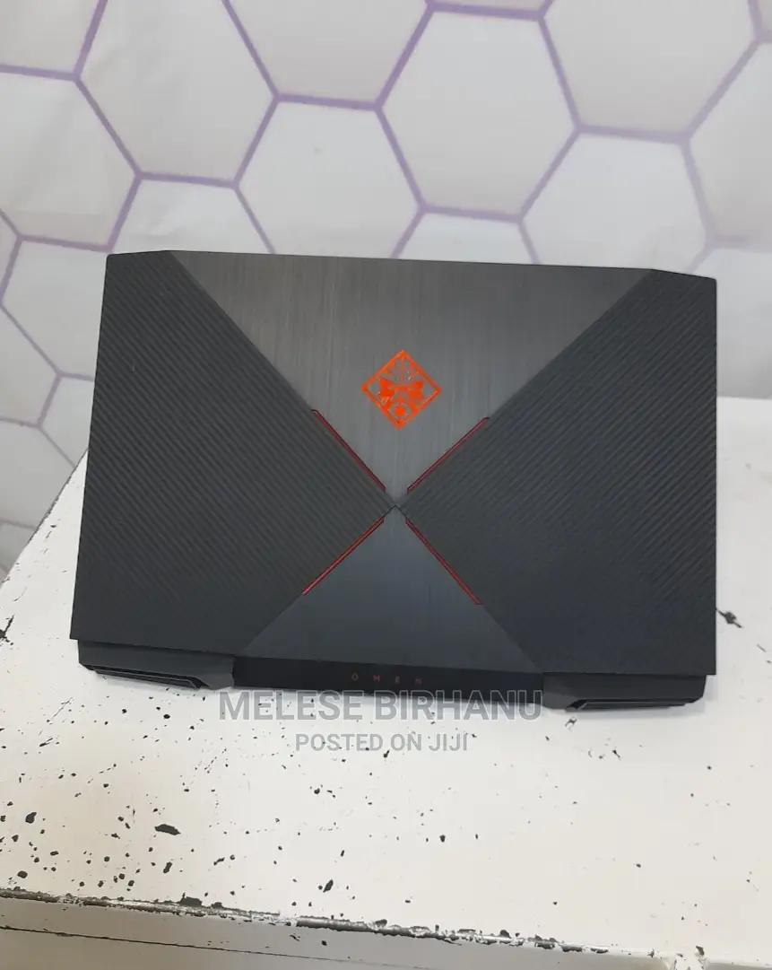 New Laptop HP Omen 15 8GB Intel Core i5 SSHD+SSD 1T