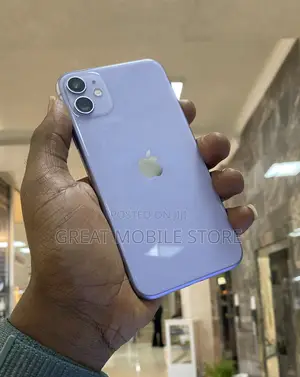 Photo - Apple iPhone 11 64 GB Purple