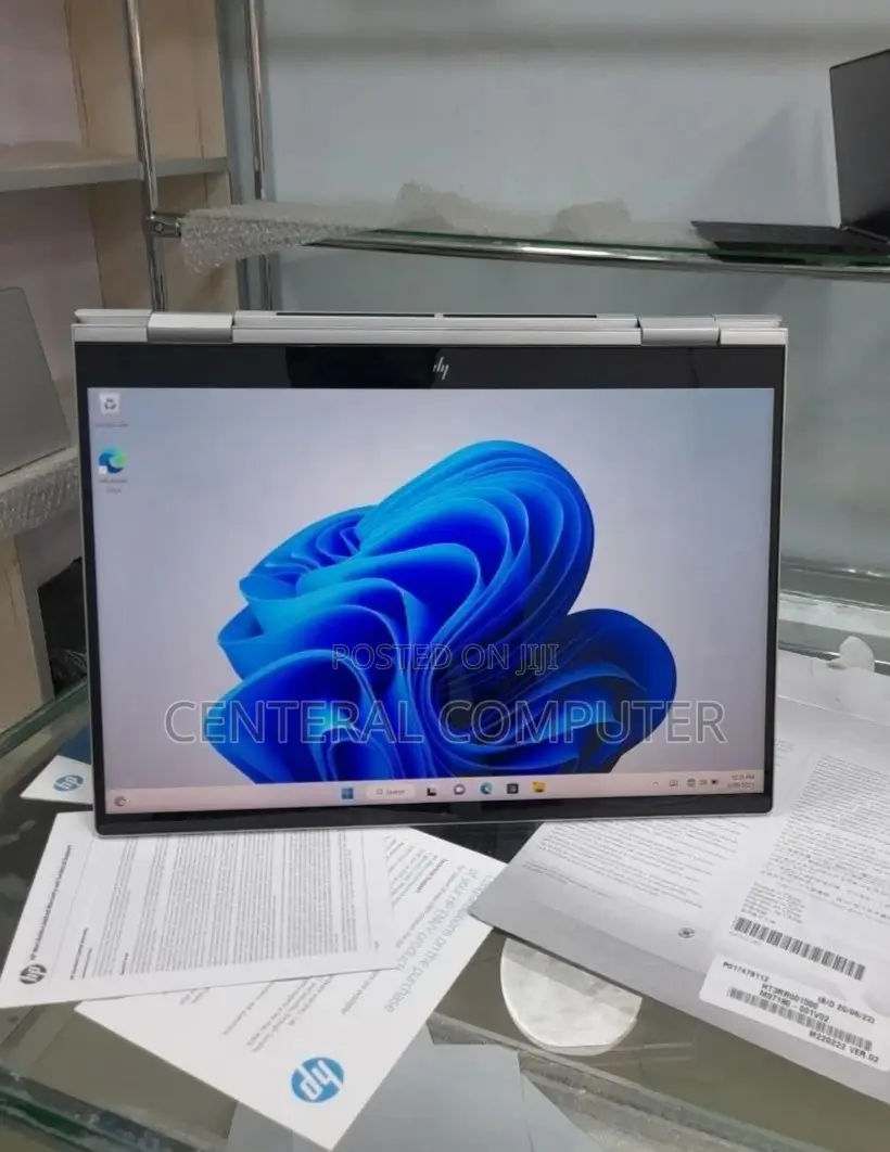 New Laptop HP Envy X360 8GB Intel Core I7 SSD 512GB