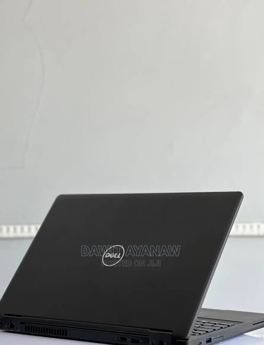 New Laptop Dell Latitude 5580 8GB Intel Core I5 SSD 512GB