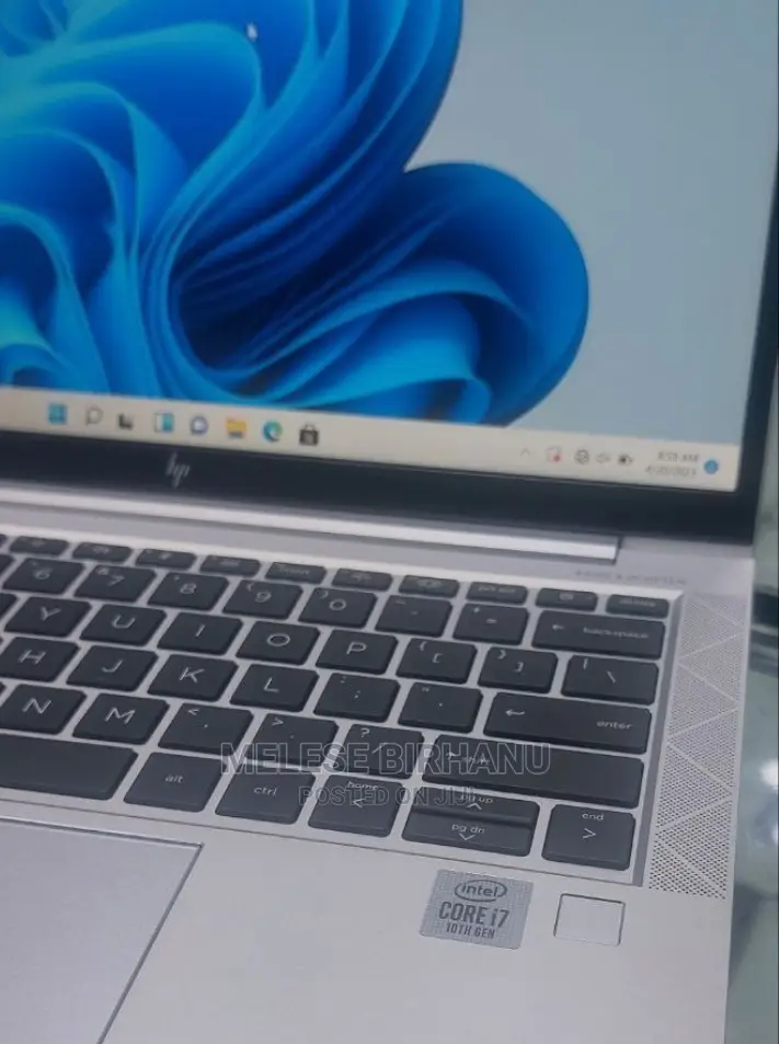 New Laptop HP EliteBook 830 G8 16GB Intel Core i7 SSD 512GB